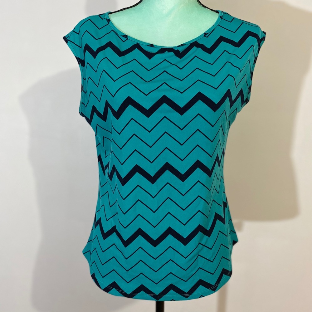 🛍$15 SALE🛍 
NY & Company Blouse